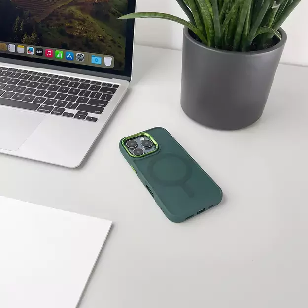 Magnetic Collection MagSafe iPhone 16 Pro Case - Dark Green 11