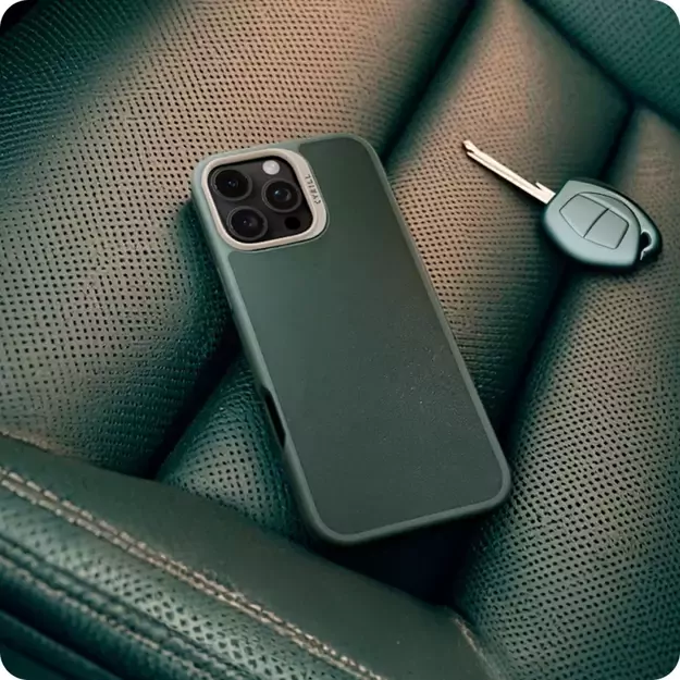 Spigen Cyrill Kajuk MagSafe iPhone 16 Pro Max Case - Green 10