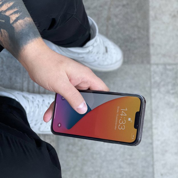 Wozinsky super tough full glue tempered glass full screen with frame case friendly Apple iphone 11 pro / iphone xs / iphone x black 8