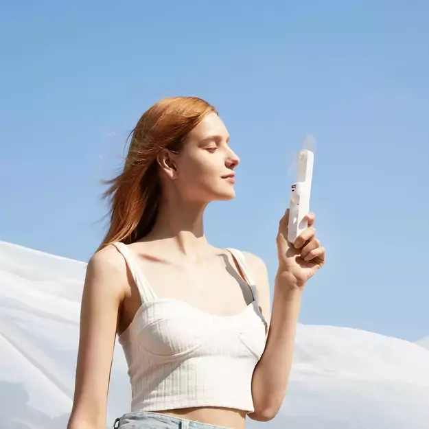 Jisulife Handheld Fan Life8 Plus Portable USB Fan with Power Bank Function 4500mAh and Flashlight - White 3