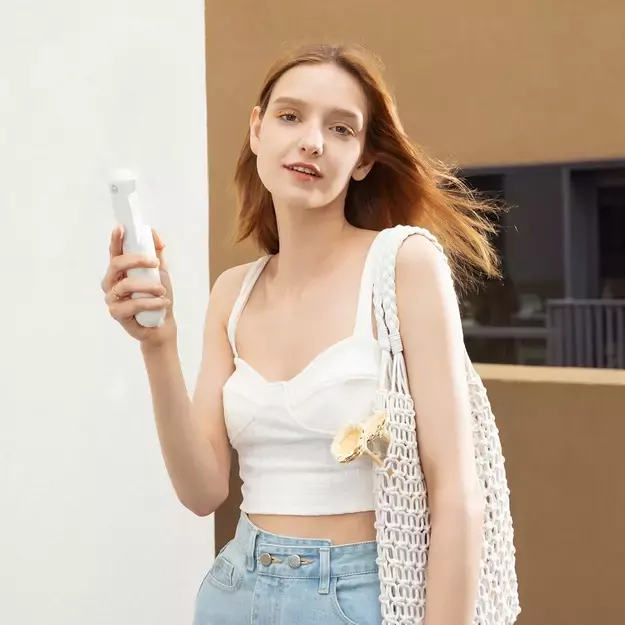 Jisulife Handheld Fan Life8 Plus Portable USB Fan with Power Bank Function 4500mAh and Flashlight - White 5