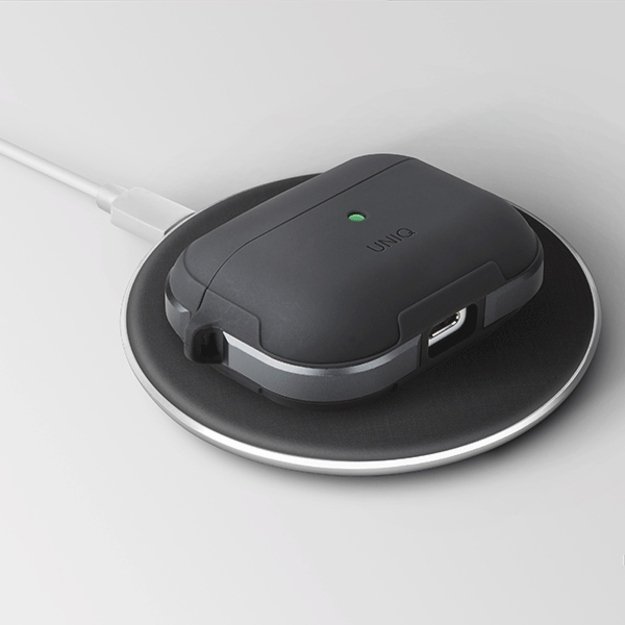 Uniq Valencia AirPods Pro Case Black/Midnight Black Antimicrobial 6