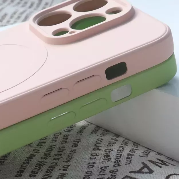 MagSafe compatible silicone case for iPhone 15 Silicone Case - cream 4