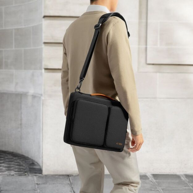 Tech-Protect Defender Bag for Laptop 13-14 - Black and Orange 12