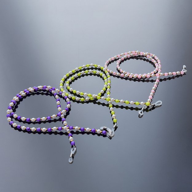 A chain for glasses, beads, an orange pendant 8
