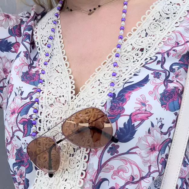 A chain for glasses, beads, an orange pendant 4