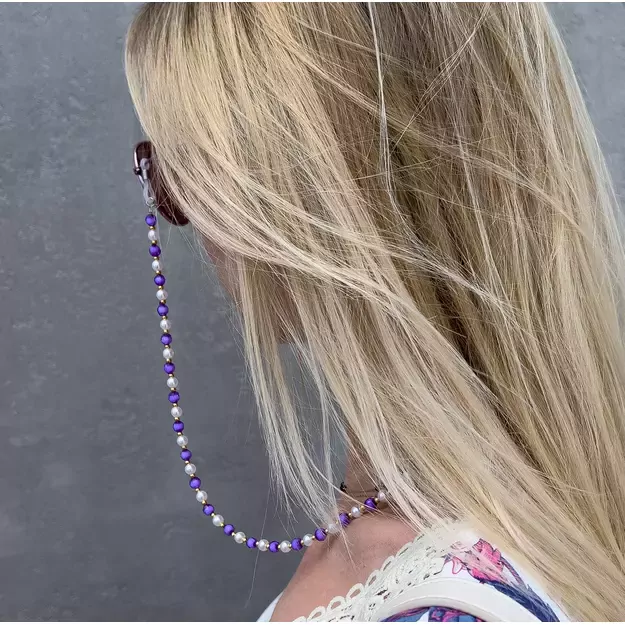 A chain for glasses, beads, an orange pendant 2