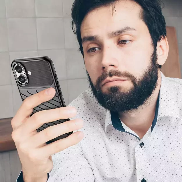 Thunder Case iPhone 16 Silicone Case - Black 4