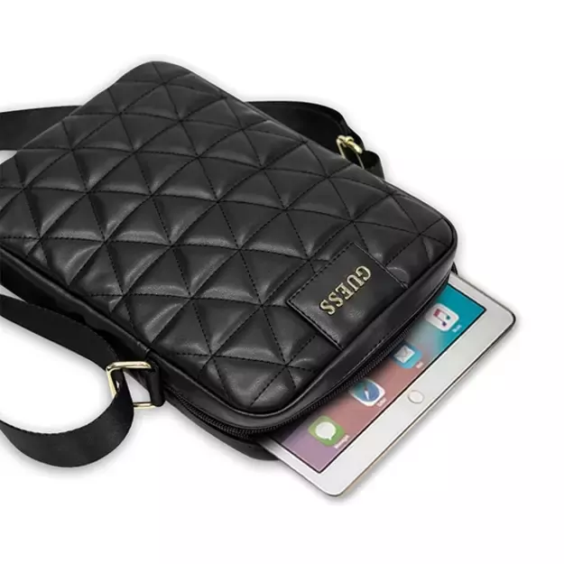 Guess Torba GUTB10QLBK 10  czarna/black Quilted Tablet Bag 6