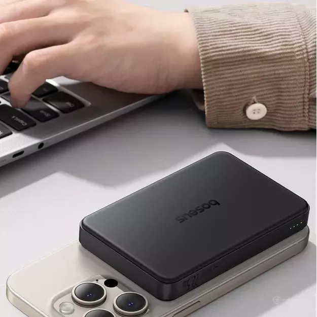 Baseus Airpow II 10000mAh Qi2 Power Bank with MagSafe 22.5W with Baseus Simple Series USB-C Cable - USB-C 20V/3A (30cm) - Black 5