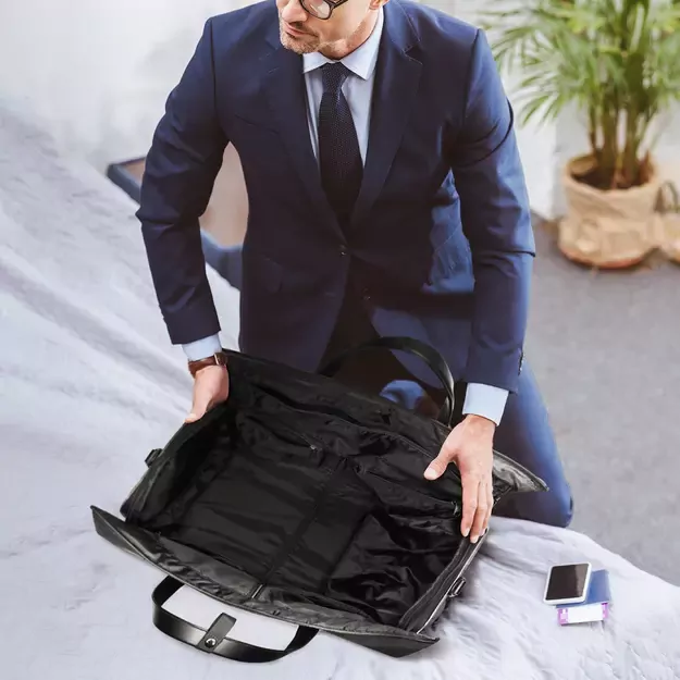 Wozinsky Premium Suit Travel Bag with Wet Pocket (45L) - Black 12