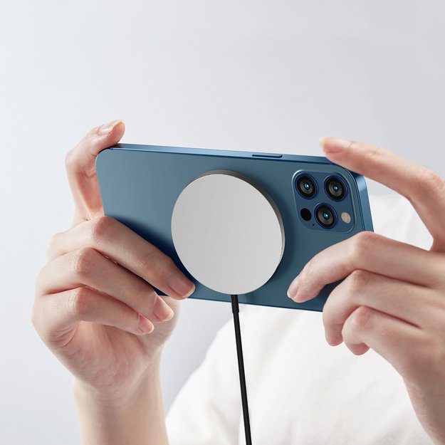 Dudao MagSafe 15W inductive charger - black 3