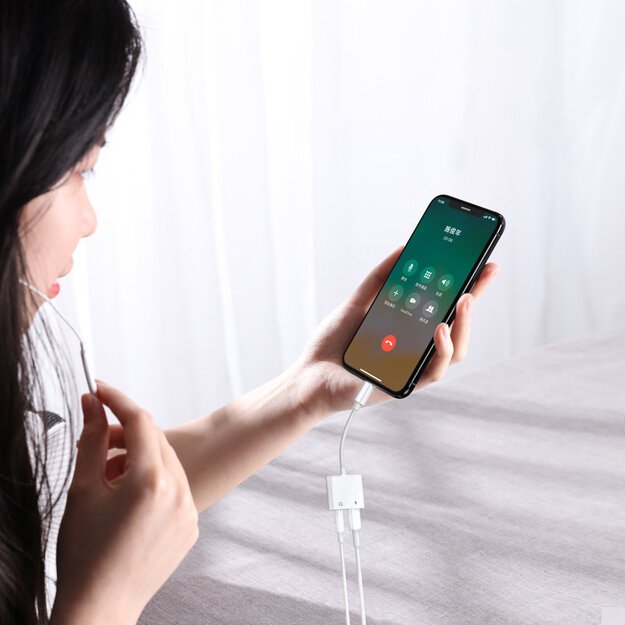 Joyroom S-Y104 headphone adapter Lightning - Lightning / mini jack 3.5mm - white 11