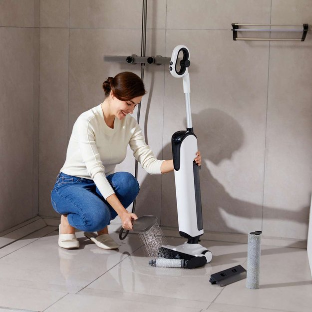 UWANT D100 17000Pa Upright Vacuum Cleaner with Mopping Function and Charging Station - White 3