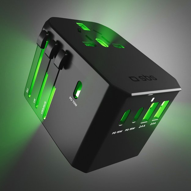 World travel GaN 70W adapter with pouch case 7