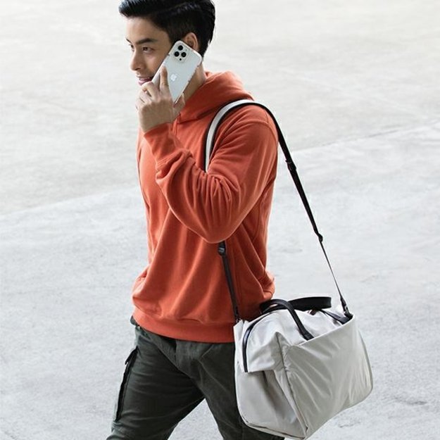 Uniq Combat case for iPhone 14 Pro - transparent 7