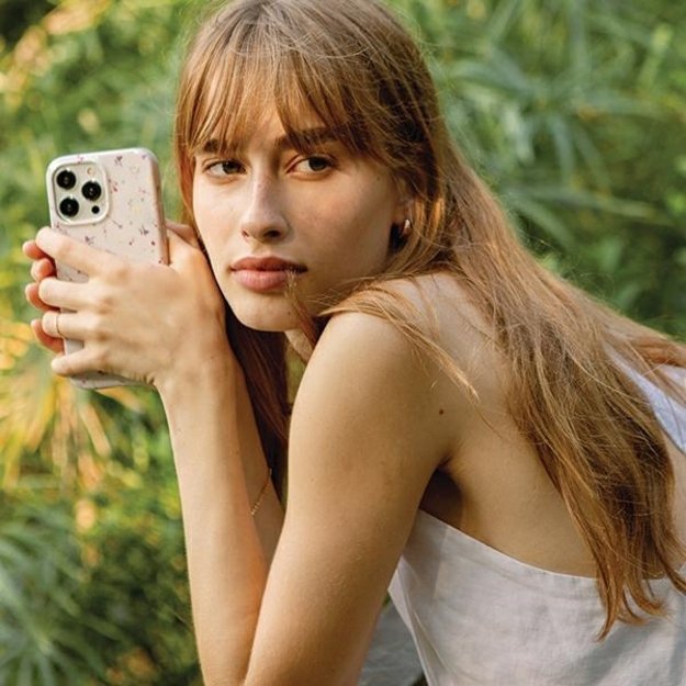 Uniq Coehl Prairie case for iPhone 15 Pro - beige 7