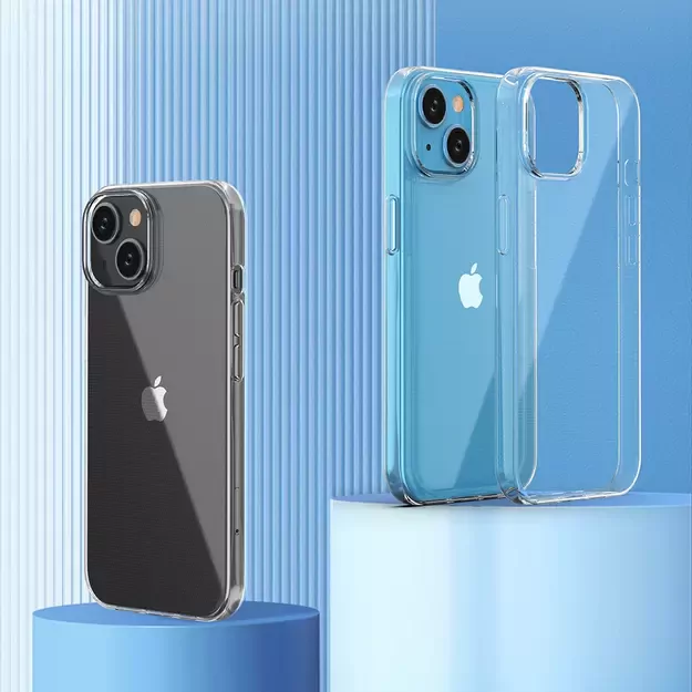 iPhone 15 case from the Ultra Clear series in transparent color 16
