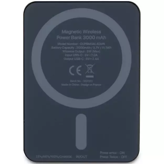 Guess MagSafe 4G Strassed Metal Logo induction power bank 5W 3000mAh - black 8