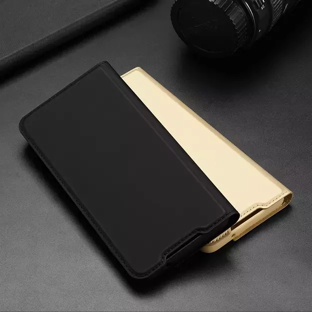 Dux Ducis Skin Pro Holster Cover Flip Cover for Samsung Galaxy S22 + (S22 Plus) gold 19
