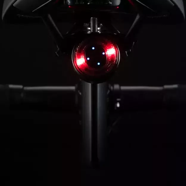 Rockbros Q1 Rear Bike Light 7 Color LED + USB-C - USB-A Cable - Black 3
