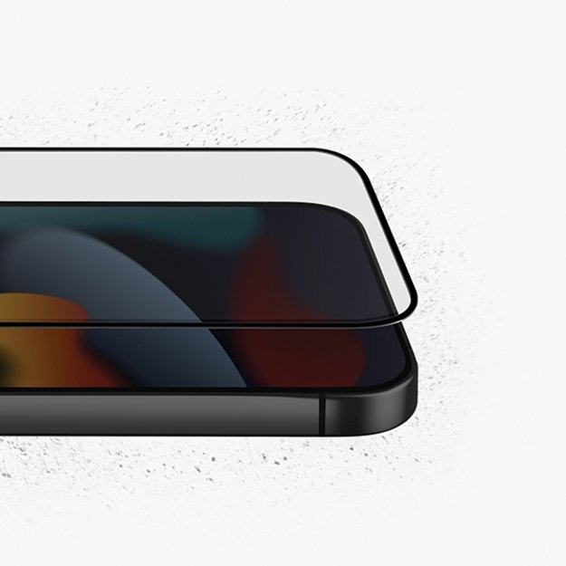 Uniq Optix Vivid glass for iPhone 14 Plus with applicator 3