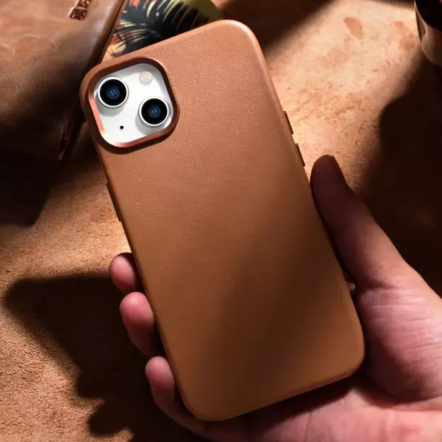 iCarer Case Leather Case Cover for iPhone 14 Plus Brown (MagSafe Compatible) 37