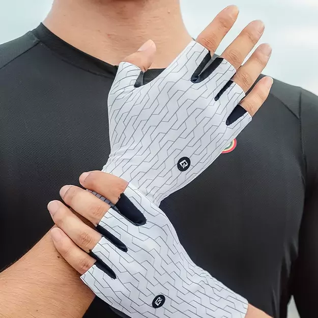 Rockbros Road Cycling Gloves Size: M - Black and White 7