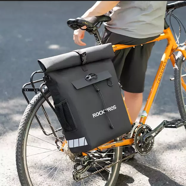 Rockbros Bike Bag with Backpack Function, Waterproof, with Helmet Attachment 18l - Black 7