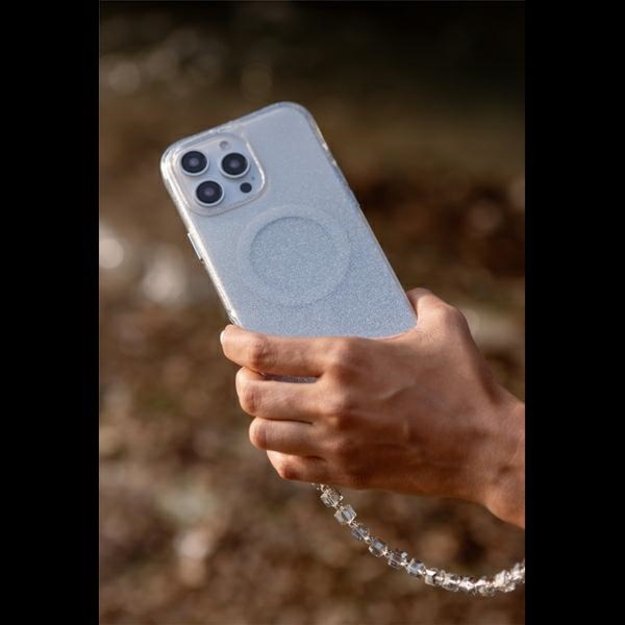 Uniq Coehl Lumino Magnetic Charging case for iPhone 16 - silver 7