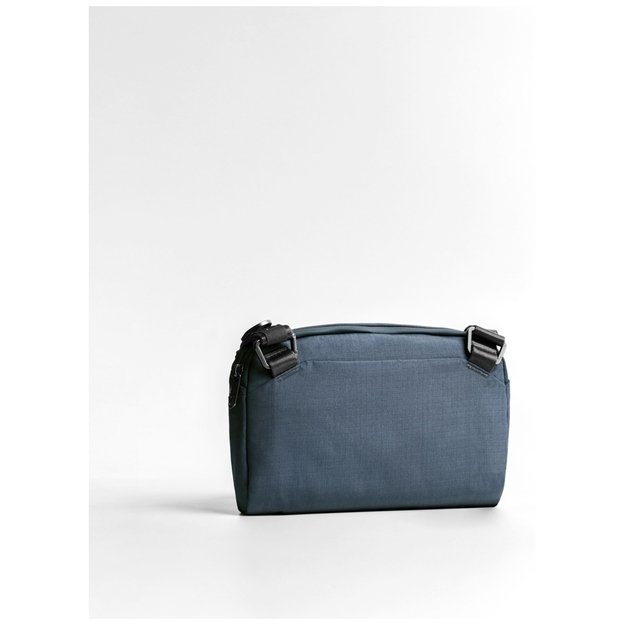 Uniq Arden Sling 2L bag - blue 1