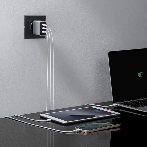 Cuktech 65W GaN 2xUSB-C 1xUSB-A Wall Charger - Gray 5