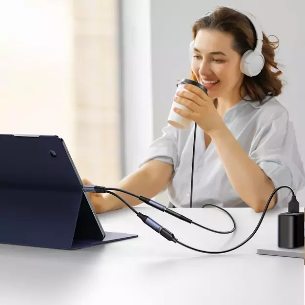 Joyroom SY-C02 2in1 DAC adapter USB-C to USB-C / 3.5 mm mini jack - black 19