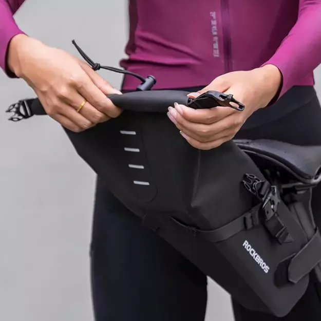 Rockbros 30130061001 bicycle bag 3L - black 4
