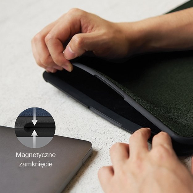 Uniq Dfender cover for a 16&quot  laptop - gray 3