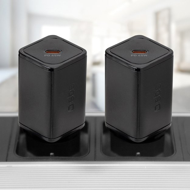 SBS TETRGAN1C45W 45W GaN USB-C Wall Charger with Power Delivery - Black 3