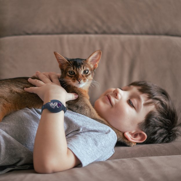 AirTag Case Silicone Wristband for Kids - Navy Blue with Astronaut 1