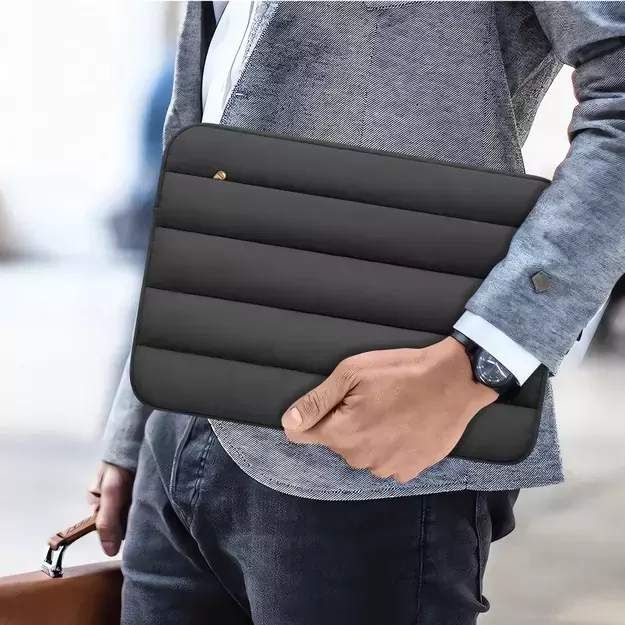 Tech-Protett Fluffy Laptop Bag 15-16 - Black 12