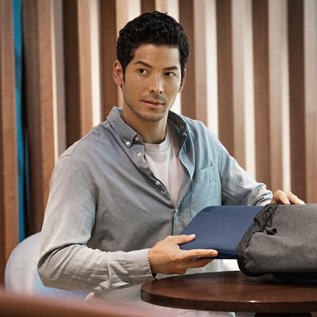 Uniq Cyprus case for a 14&quot  laptop - blue 4