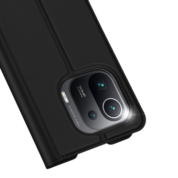 DUX DUCIS Skin Pro Bookcase type case for Xiaomi Mi 11 Pro black 22