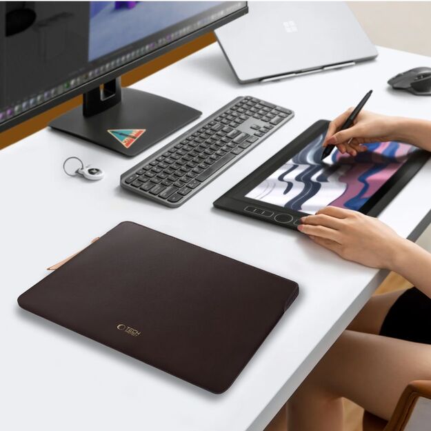 Tech-Protect Fleece Laptop Bag 15-16 - Brown 9