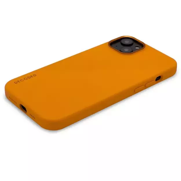 Decoded Silicone Case with MagSafe for iPhone 14 Plus - orange 7