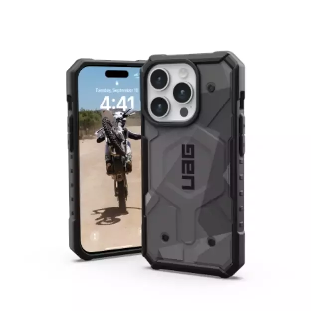 UAG Pathfinder case for iPhone 15 Pro - camo gray 1