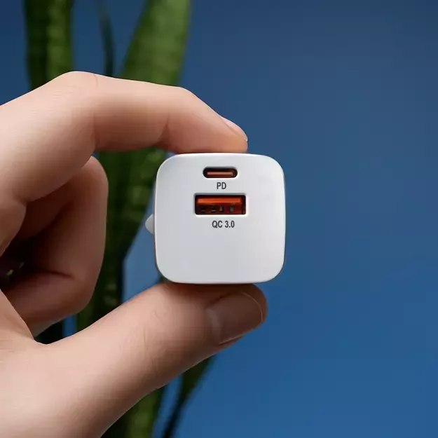 Wozinsky CMWCW 20W USB-C / USB-A wall charger - white 12