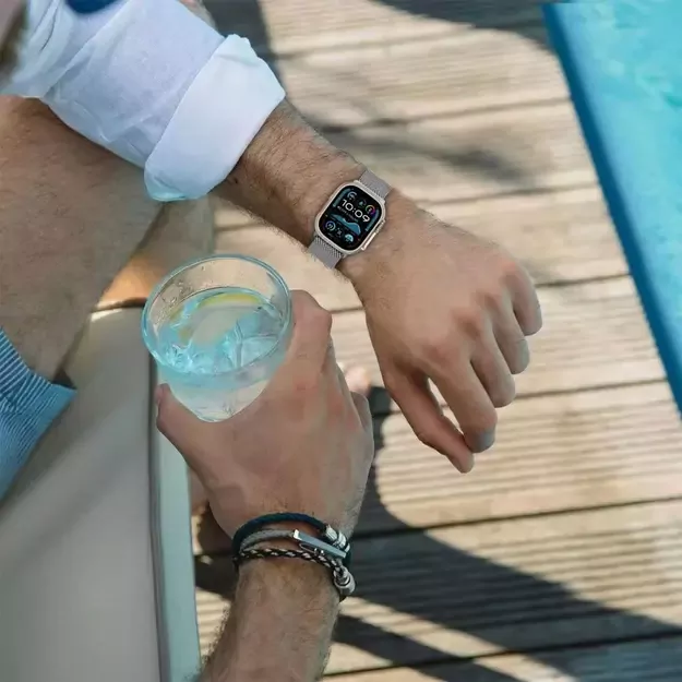 Tech-Protect Milano Strap for Apple Watch 6 / 7 / 8 / 9 / 10 / SE / Ultra 1 / 2 (44 / 45 / 46 / 49 MM) - Silver 2