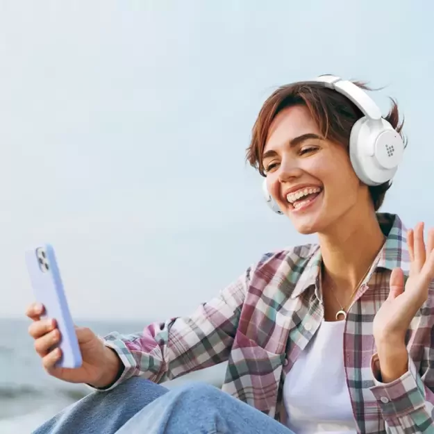 Tronsmart SOUNFII Q20S Hybrid ANC Wireless Headphones with Active Noise Cancelling - White 11