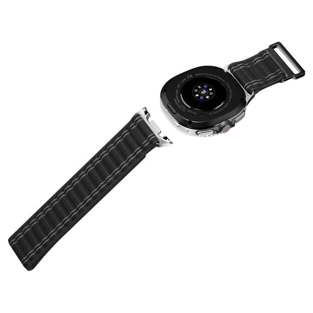 Spigen WBF0 Strap for Samsung Galaxy Watch 40/44/46 mm - Black 10